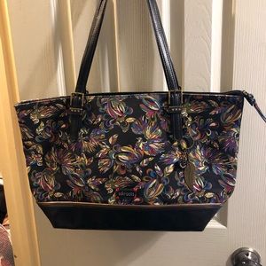 SakRoot Large Tote New No Tags